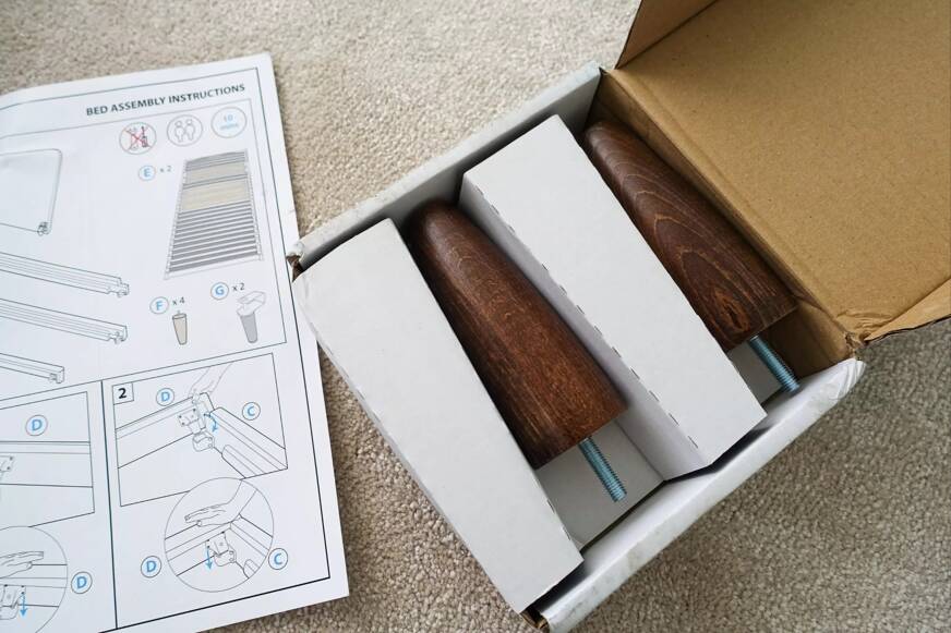 Simba Orion box with legs